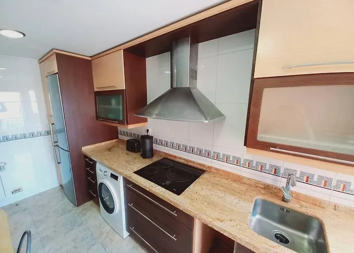 5 Personas Con Garaje A 10 Minutos De * Valladolid